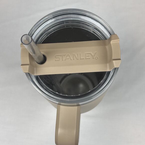 Stanley 40 oz. The Quencher H2.0 FlowState Tan Tumbler With Straw - Picture 4 of 8